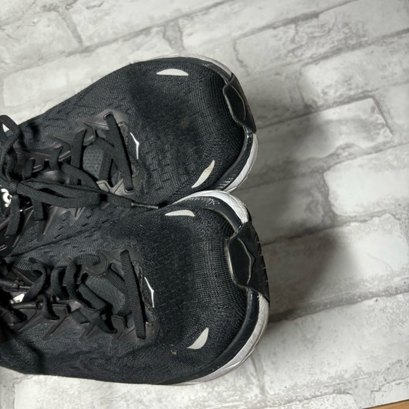 Black hoka running shoes men size 9 - Picture 4 of 5